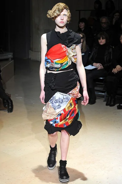 Look 13
